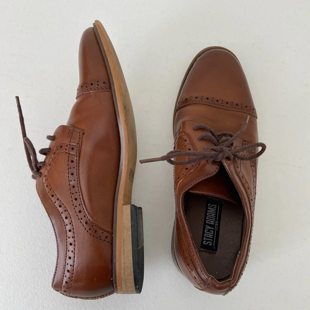 Stacy Adams boy’s Dickinson Oxford lace up shoes‎ — size 1